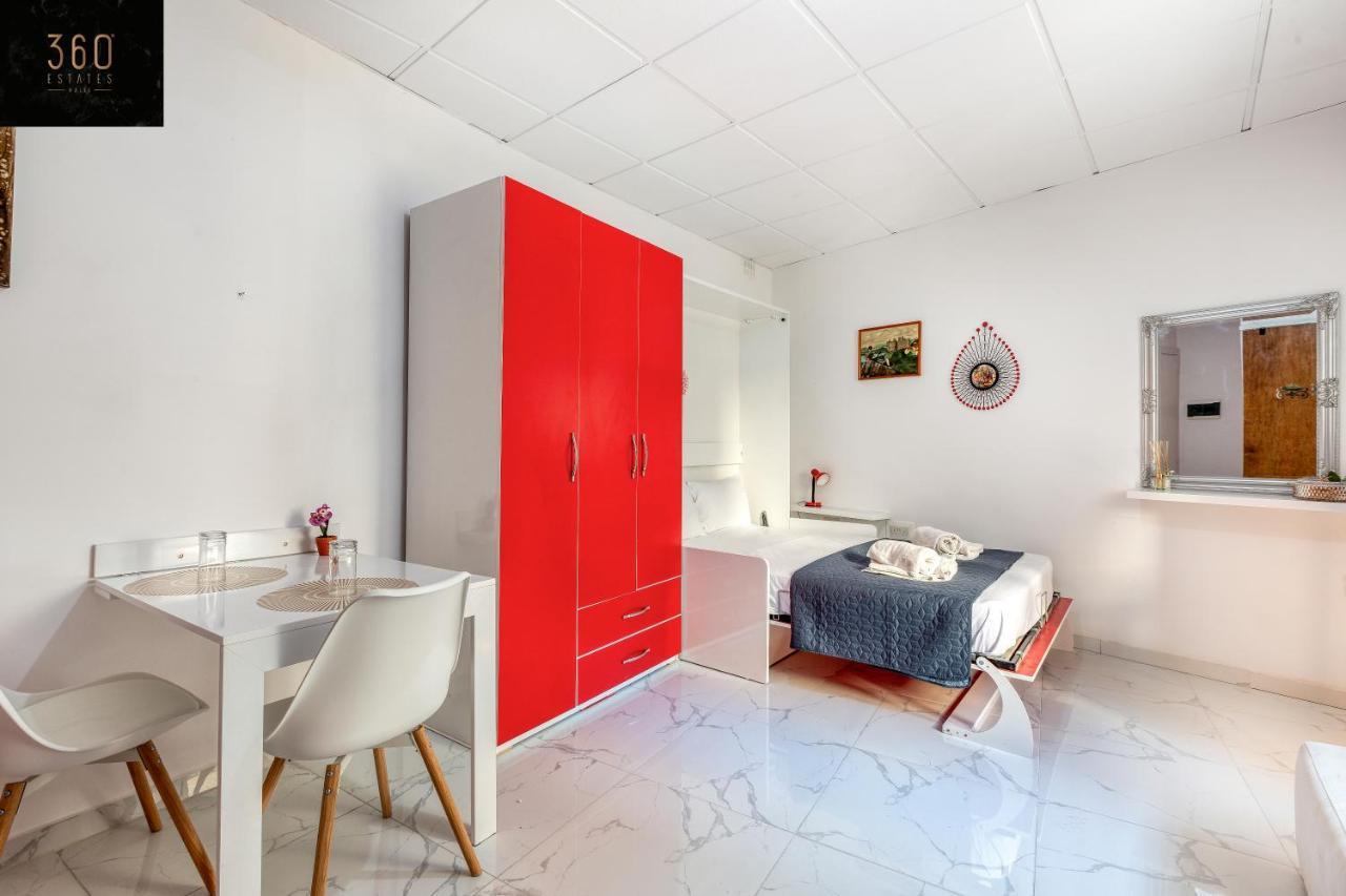 The Sliema Studio Stay By 360 Estates ภายนอก รูปภาพ
