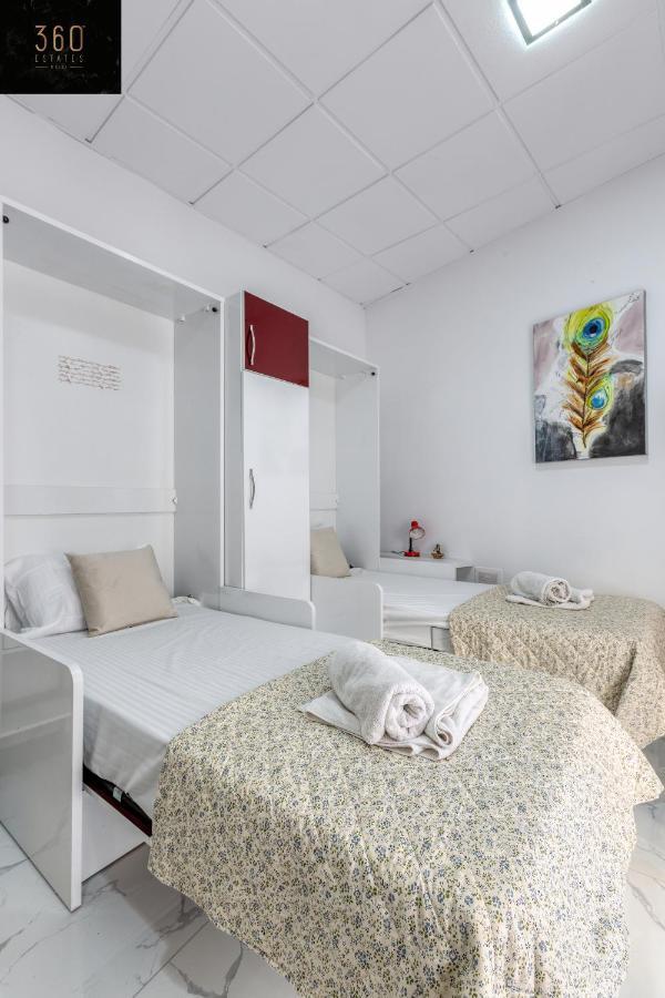 The Sliema Studio Stay By 360 Estates ภายนอก รูปภาพ